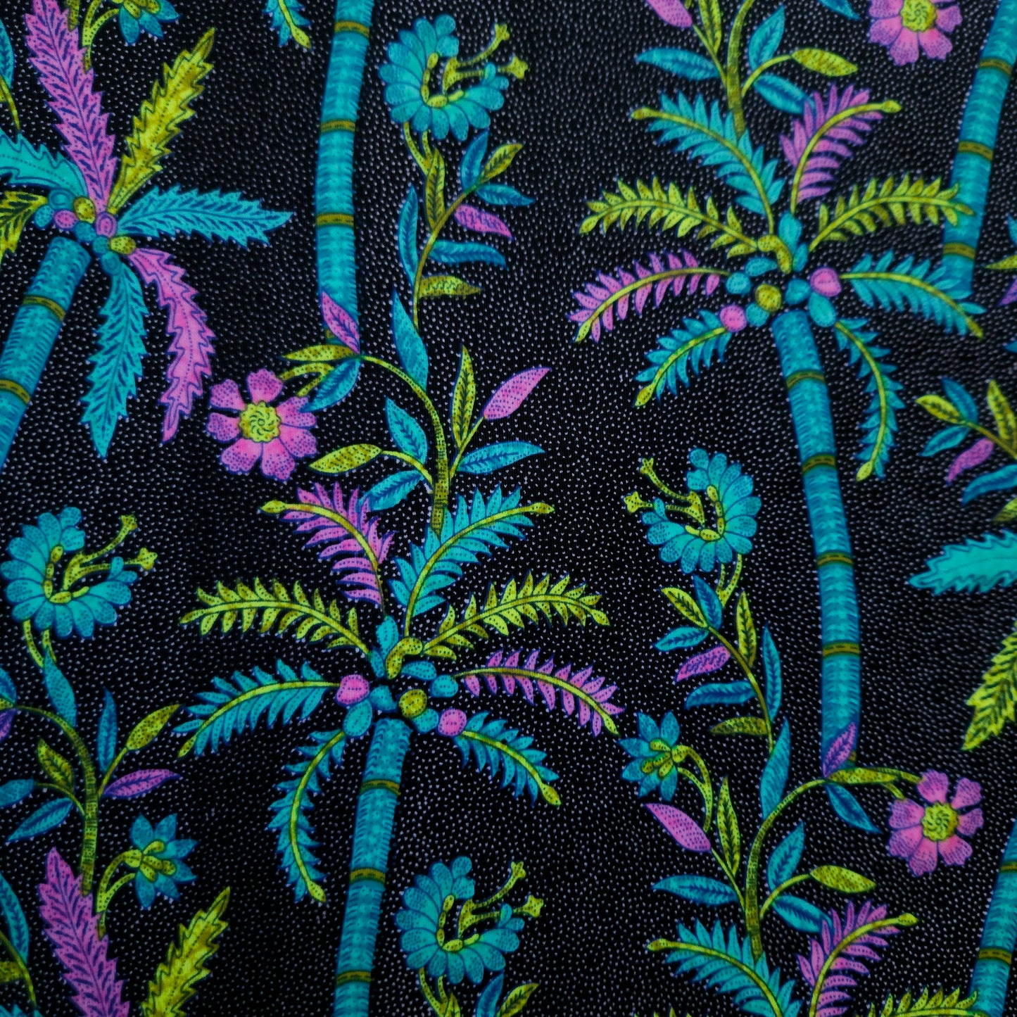 PALM BOTTOMS