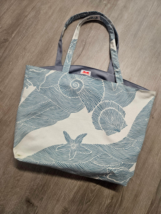 SEASHELL TOTE