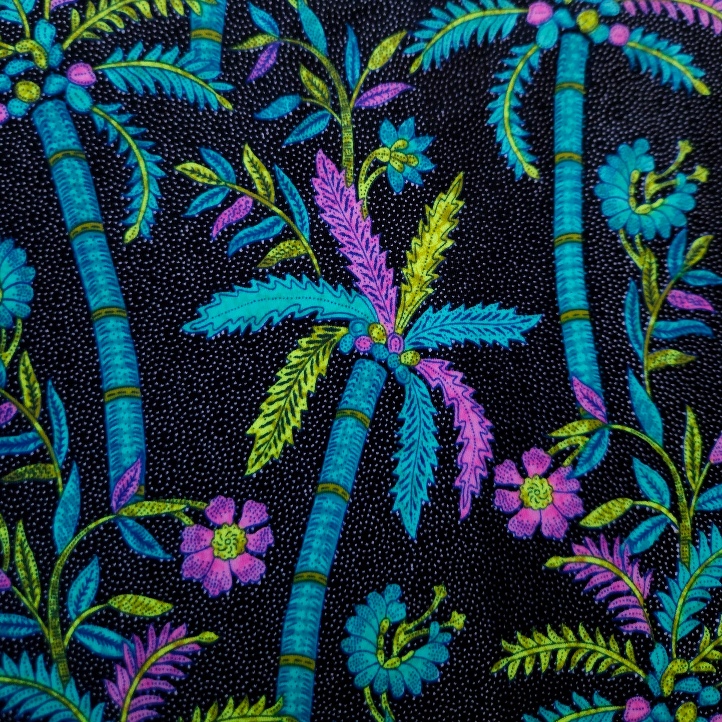 PALM BOTTOMS
